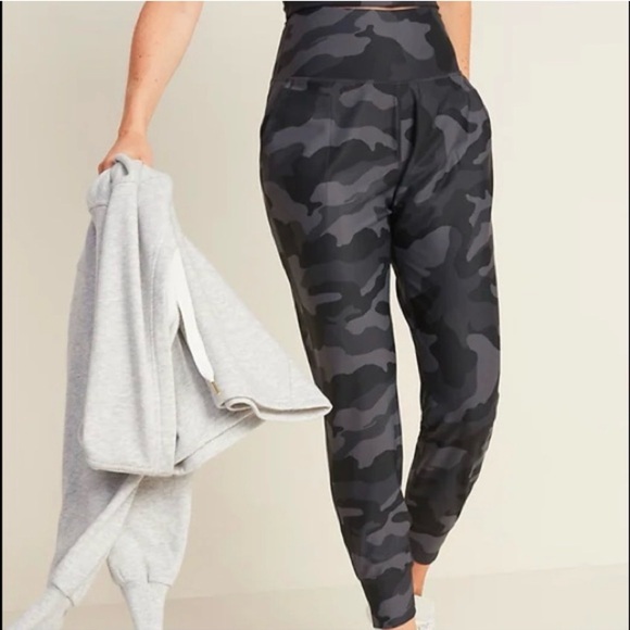 Old Navy Powersoft High Rise Go Dry Blue Camouflage Joggers Petite Small - Picture 2 of 8